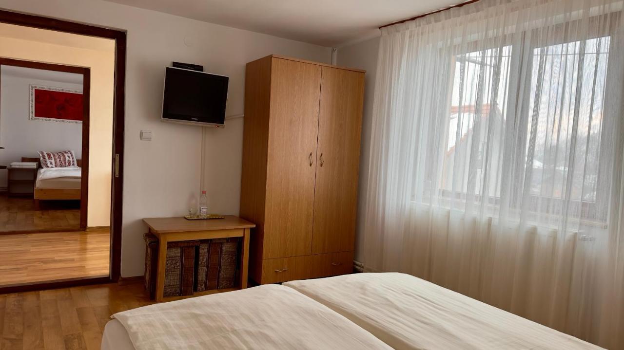 Отель Casa Linistita Chiscau Экстерьер фото