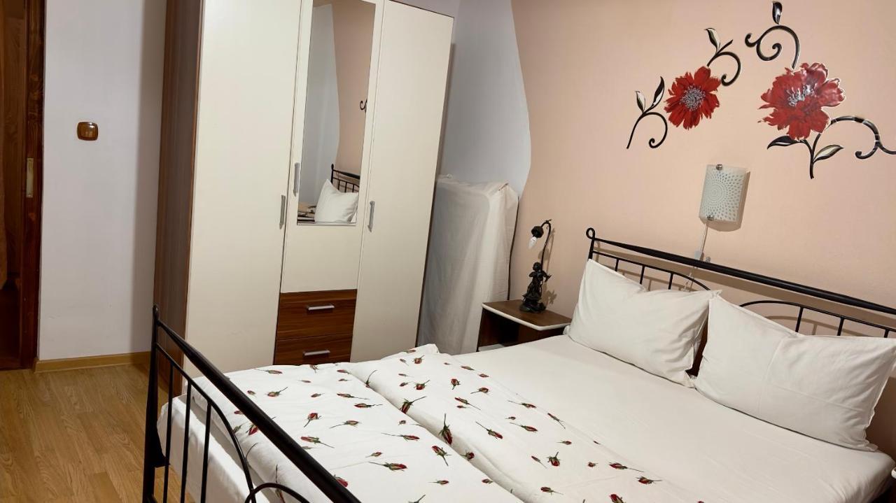 Отель Casa Linistita Chiscau Экстерьер фото