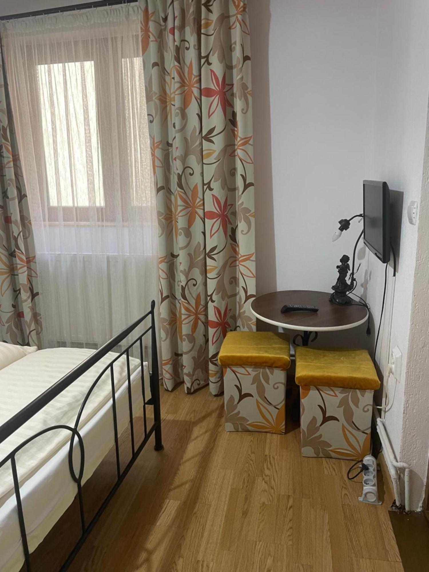 Отель Casa Linistita Chiscau Экстерьер фото